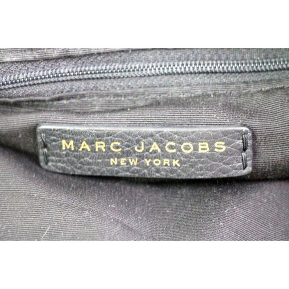 ROOMY Marc Jacobs NY BLACK GENUINE LEATHER FLAP HOBO SHOULDER BAG PURSE HANDBAG - Picture 16 of 16